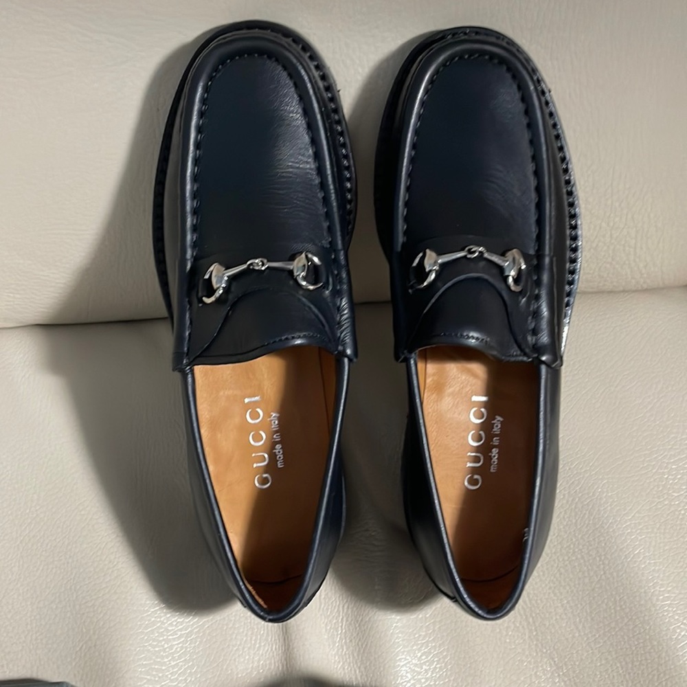 Vintage Gucci black leather loafers. Never worn-original box